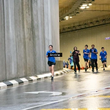 Runner Photo 7988223