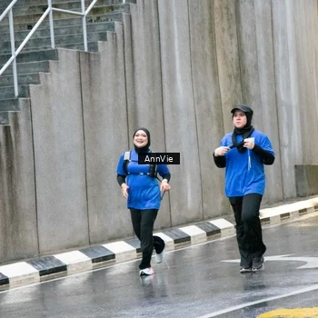 Runner Photo 7988236