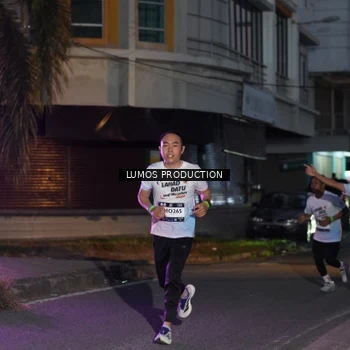 Runner Photo 7988240