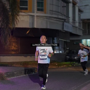 Runner Photo 7988244