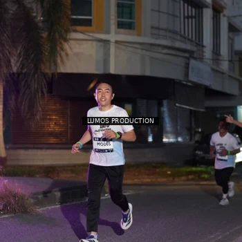 Runner Photo 7988258