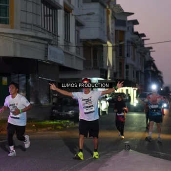 Runner Photo 7988260