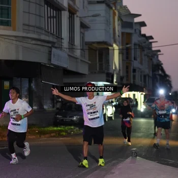 Runner Photo 7988274