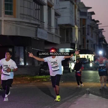 Runner Photo 7988281