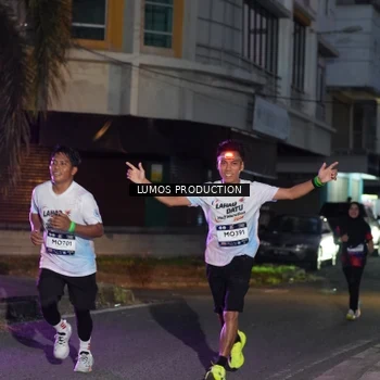 Runner Photo 7988306