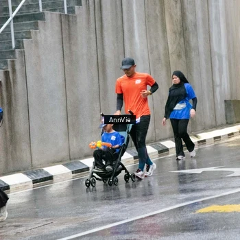 Runner Photo 7988310