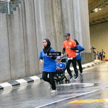 Runner Photo 7988312