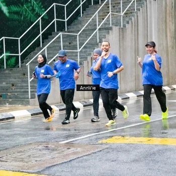 Runner Photo 7988333