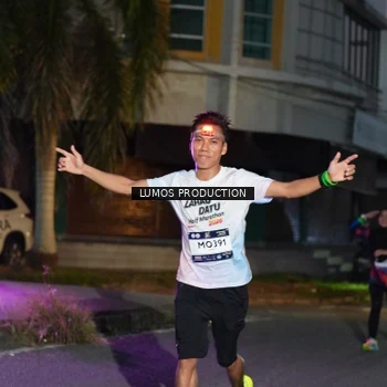 Runner Photo 7988335