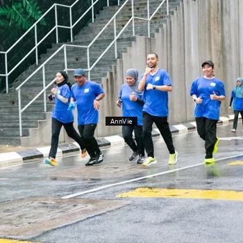 Runner Photo 7988338