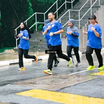 Runner Photo 7988341