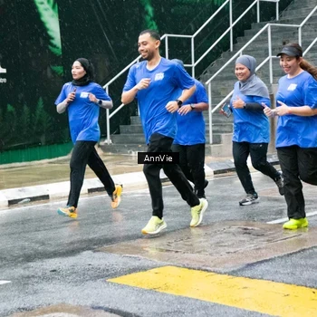 Runner Photo 7988348