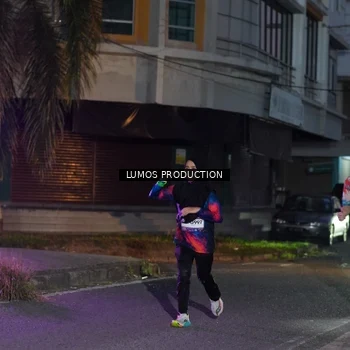 Runner Photo 7988349