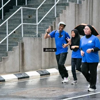 Runner Photo 7988366
