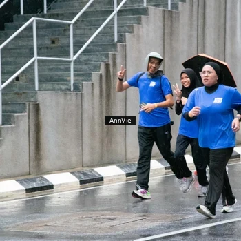 Runner Photo 7988370