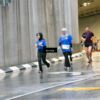 Runner Photo 7988389