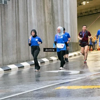 Runner Photo 7988393