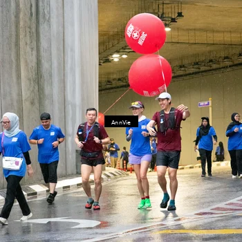 Runner Photo 7988395