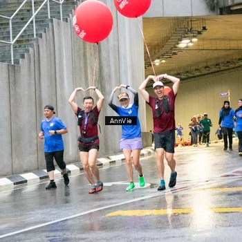 Runner Photo 7988412