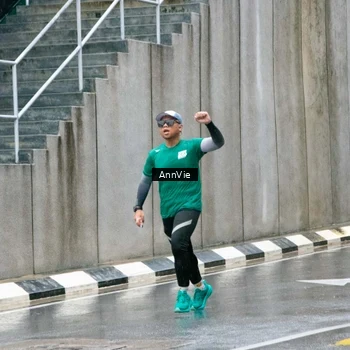 Runner Photo 7988438