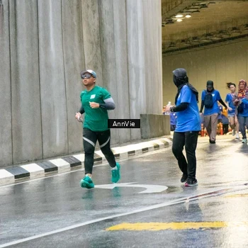 Runner Photo 7988444