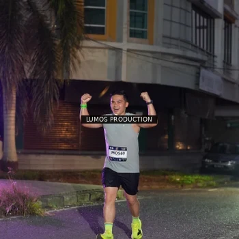 Runner Photo 7988447