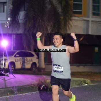 Runner Photo 7988475
