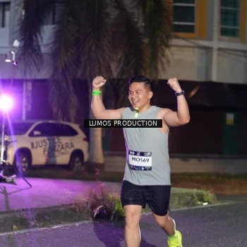 Runner Photo 7988481