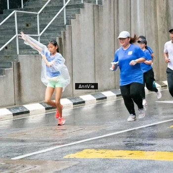 Runner Photo 7988496