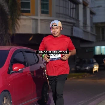 Runner Photo 7988551