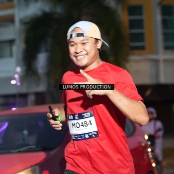Runner Photo 7988573