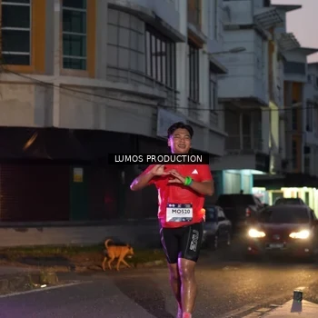 Runner Photo 7988594