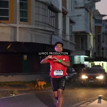 Runner Photo 7988595