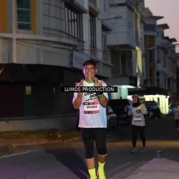 Runner Photo 7988646