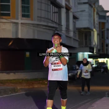 Runner Photo 7988658