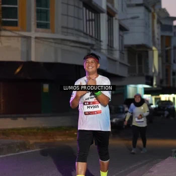 Runner Photo 7988662