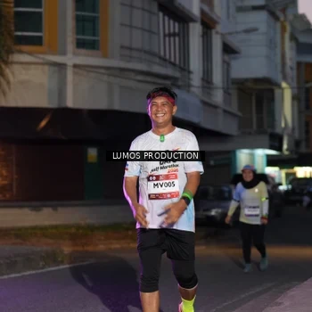 Runner Photo 7988663