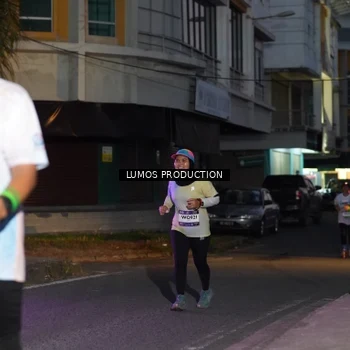 Runner Photo 7988673