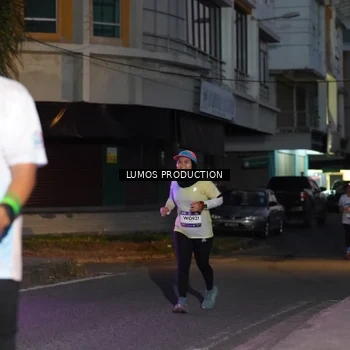 Runner Photo 7988676