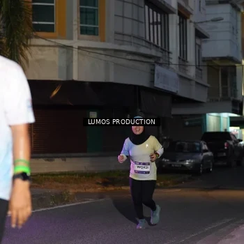 Runner Photo 7988679