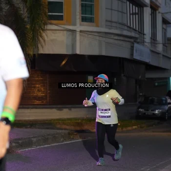 Runner Photo 7988688
