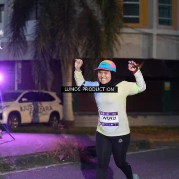Runner Photo 7988712