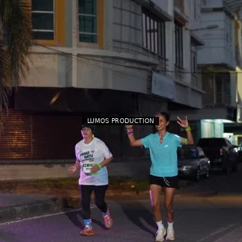 Runner Photo 7988754