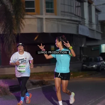 Runner Photo 7988772