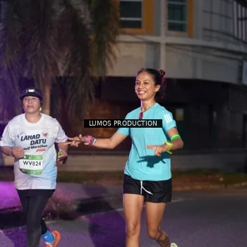 Runner Photo 7988789