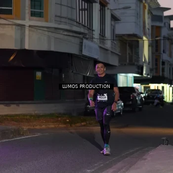 Runner Photo 7988818