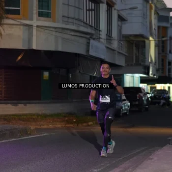 Runner Photo 7988822