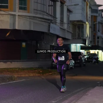 Runner Photo 7988828