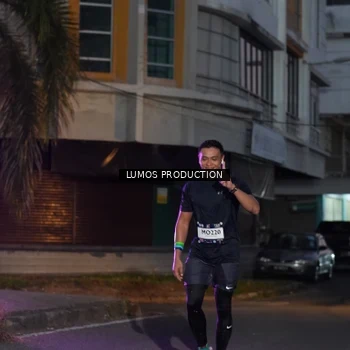 Runner Photo 7988845