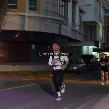 Runner Photo 7988854